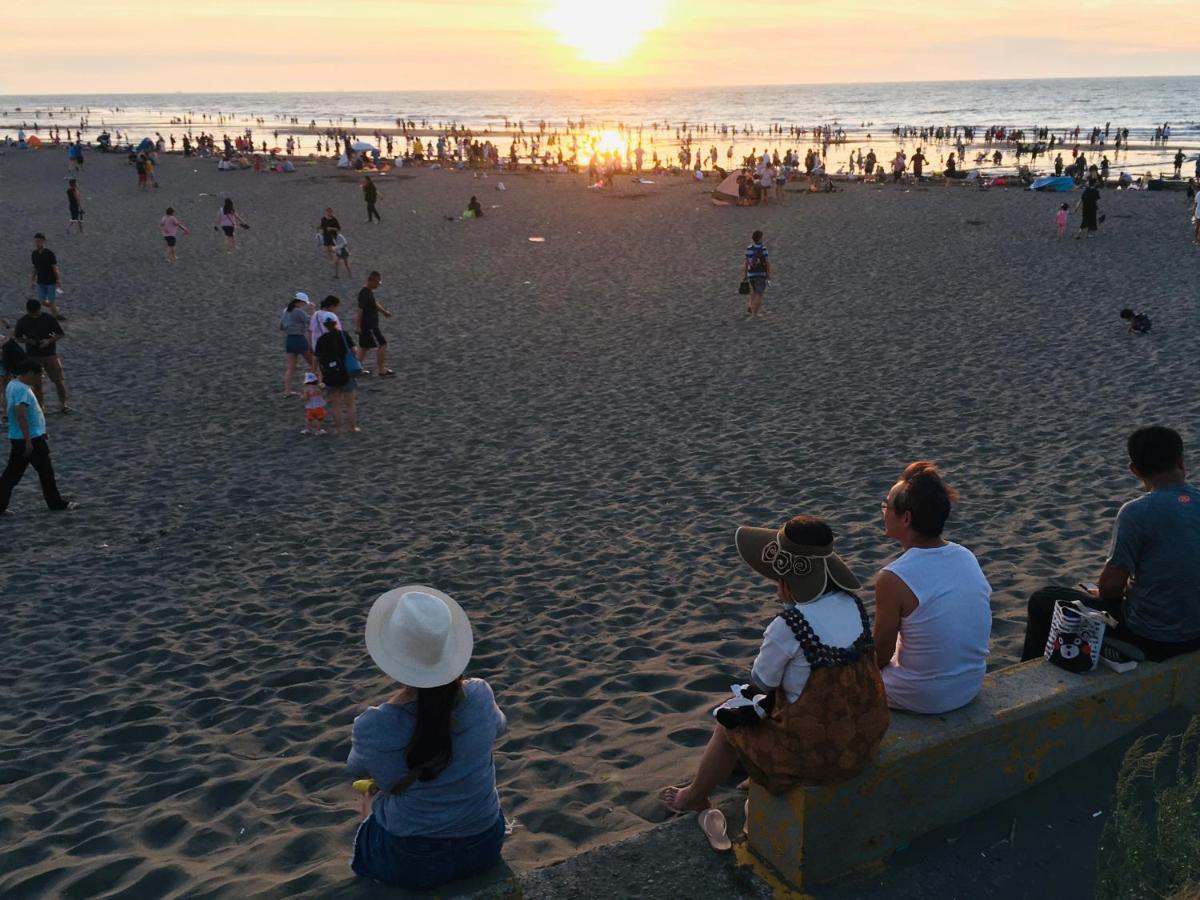 羅里濱海輕旅 Rory Hostel Luzhu Esterno foto