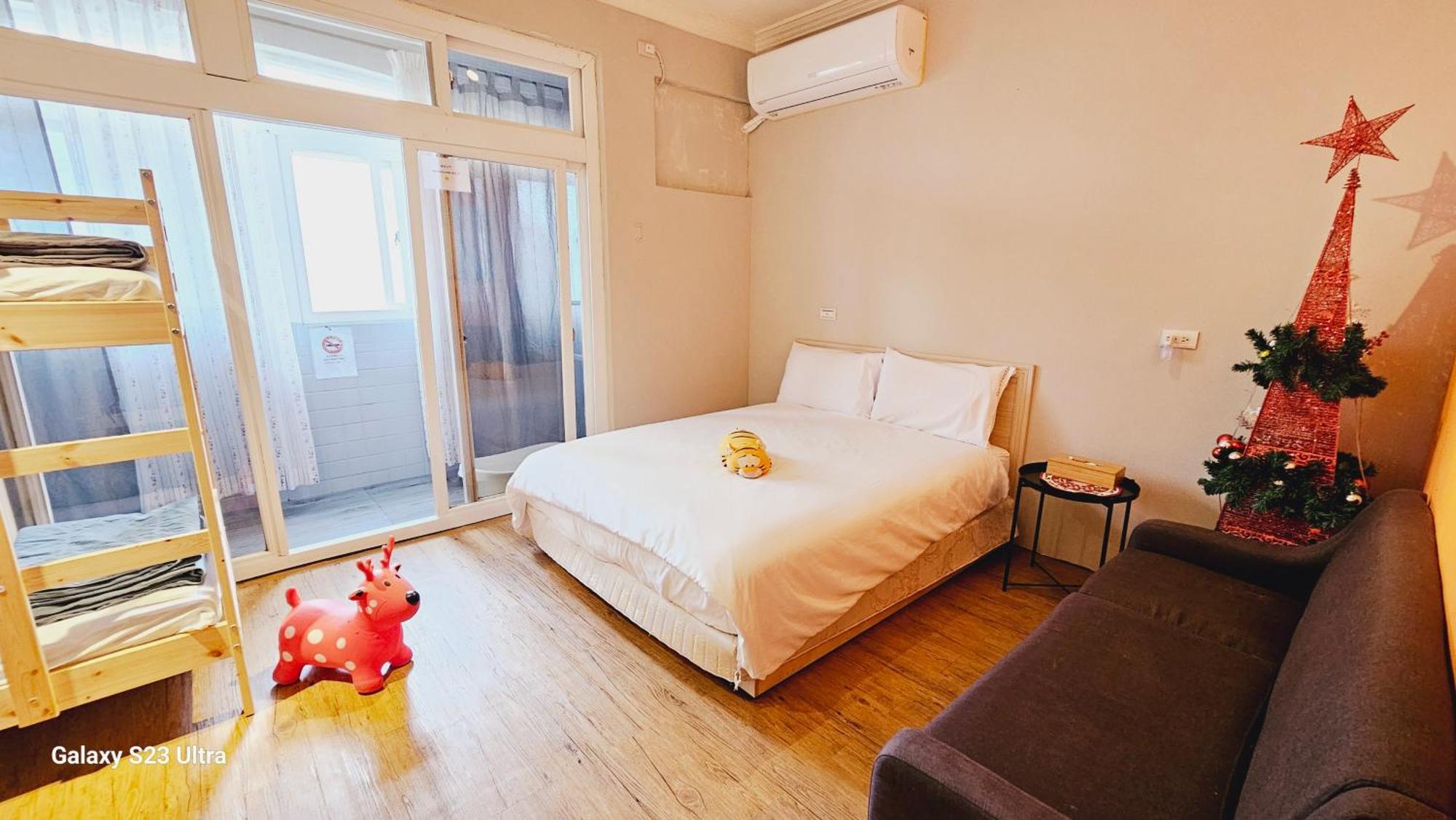 羅里濱海輕旅 Rory Hostel Luzhu Esterno foto